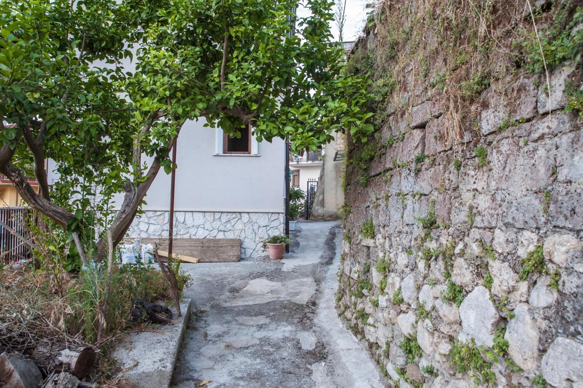 Il Borgo Degli Artisti Villa Montoro Inferiore Exterior photo